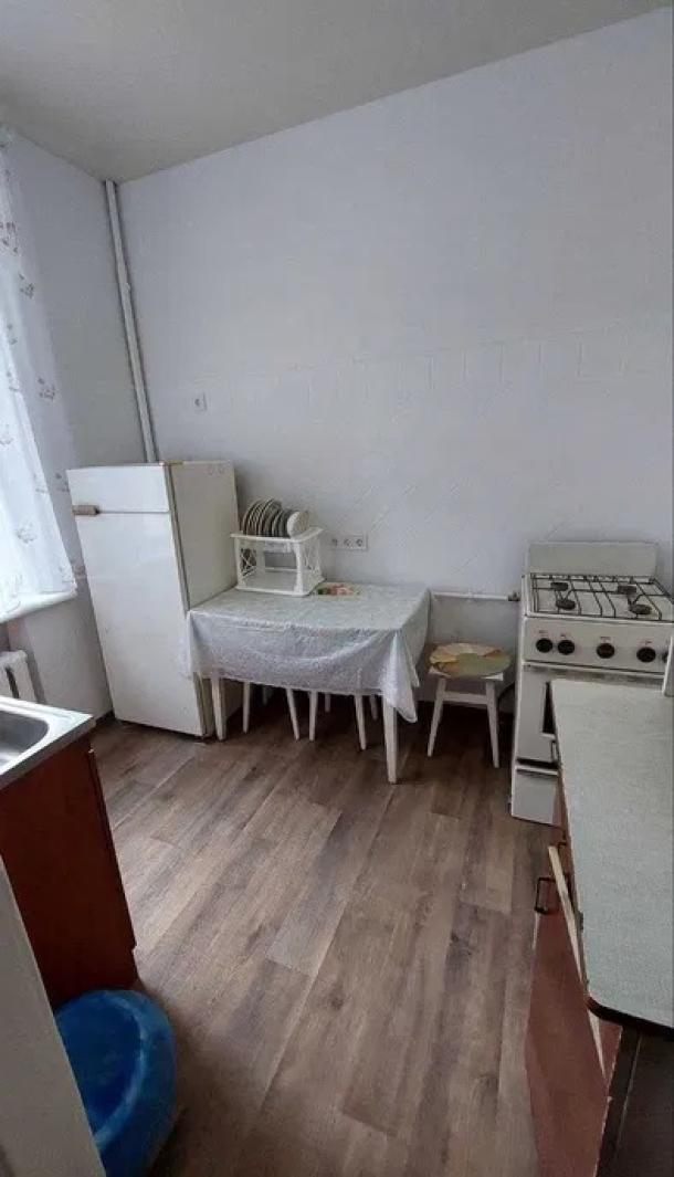 Квартира, 2-кімн., Харьков, ХТЗ, Индустриальный просп. (Фрунзе проспект)