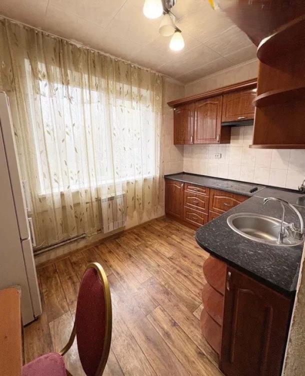 Квартира, 2-кімн., Харьков, 626м/р, Единства (Краснодарская)