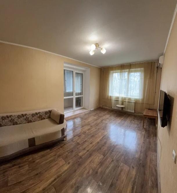 Квартира, 2-кімн., Харьков, 626м/р, Единства (Краснодарская)