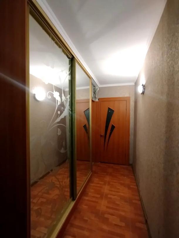 Квартира, 2-кімн., Харьков, Гагарина метро , Аэрокосмический просп. (Гагарина проспект)