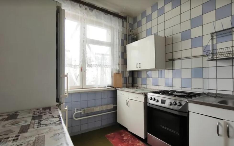 Квартира, 3-кімн., Харьков, 624м/р, Амосова