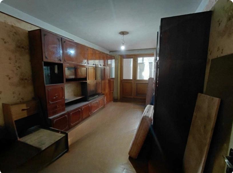 Квартира, 4-кімн., Харьков, 522м/р, Непокоренных (Героев Труда)