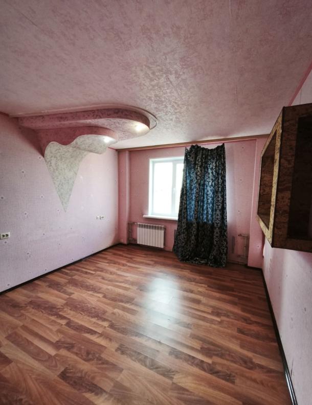 Квартира, 3-кімн., Харьков, 1 Северная Салтовка, Леся Сердюка (Командарма Корка)