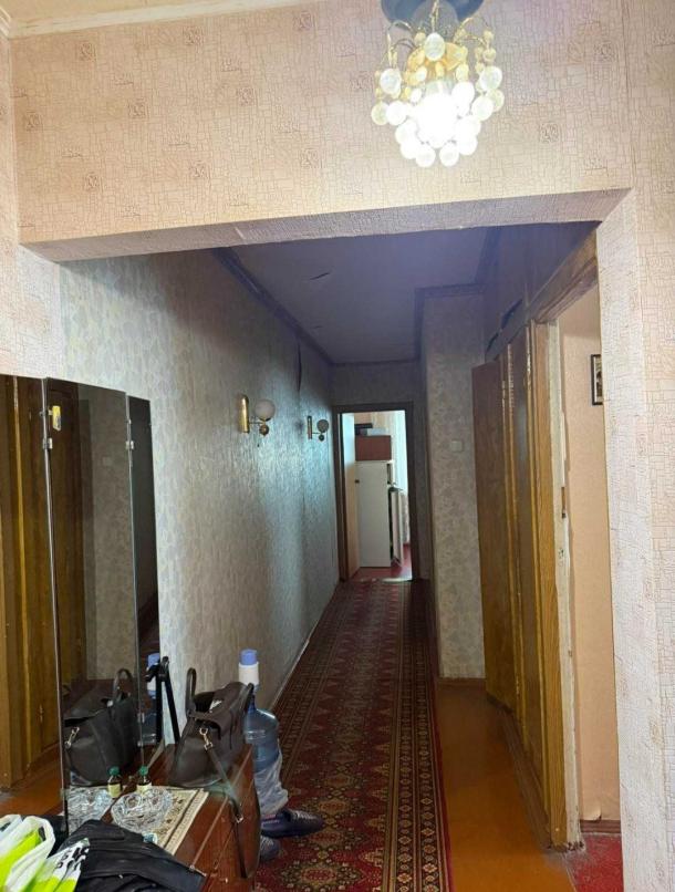 Квартира, 3-кімн., Харьков, 520м/р, Гвардейцев Широнинцев