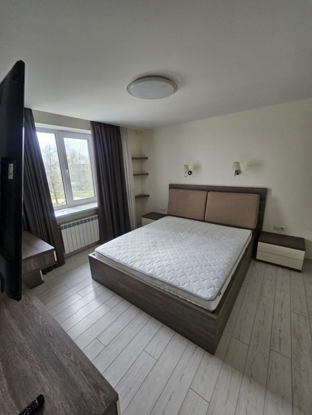 Квартира, 4-кімн., Харьков, Завод Малышева метро, Героев Харькова пр-т