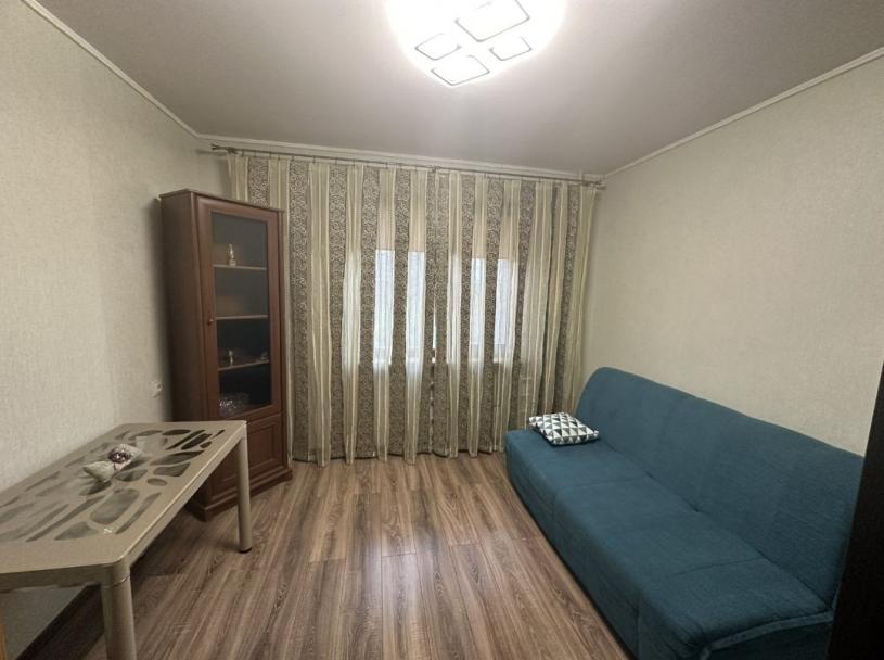 Квартира, 3-кімн., Харьков, Жуковского поселок, Астрономическая