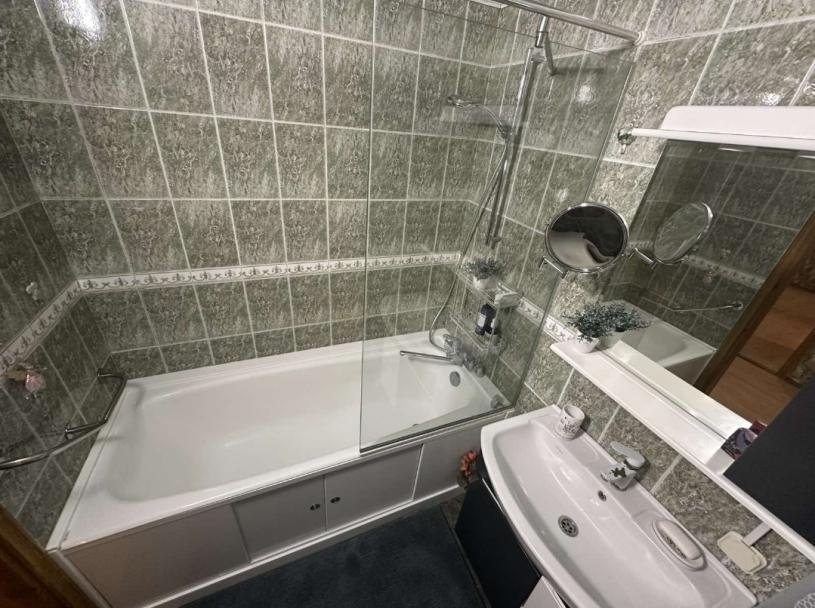 Квартира, 3-кімн., Харьков, Жуковского поселок, Астрономическая