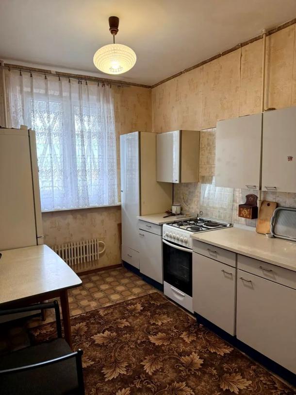 Квартира, 2-кімн., Харьков, Одесская, Аэрокосмический просп. (Гагарина проспект)