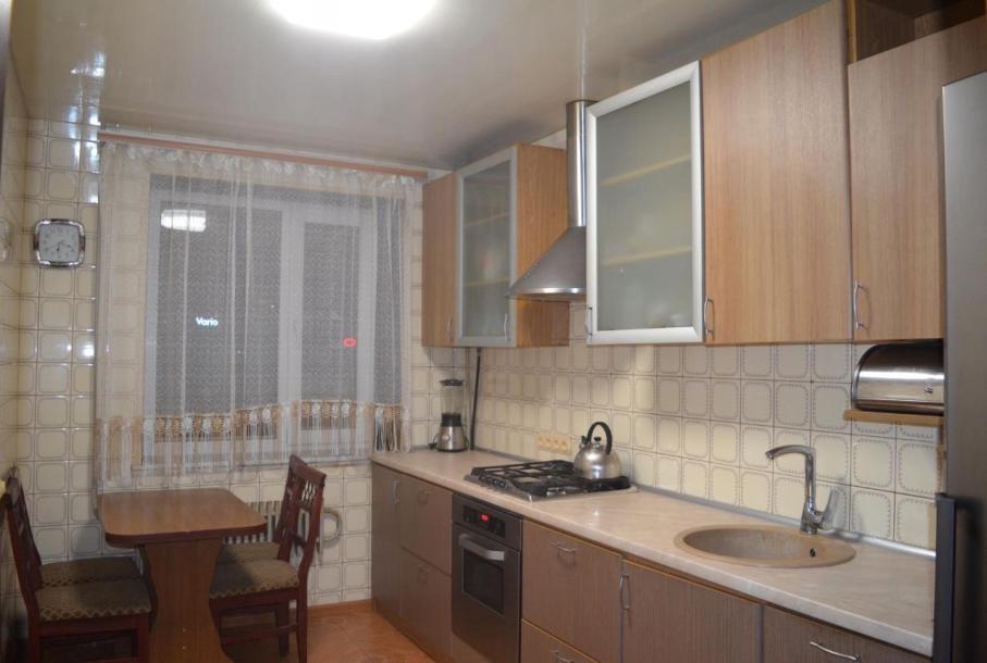 Квартира, 3-кімн., Харьков, Шатиловка, Европейская ул.