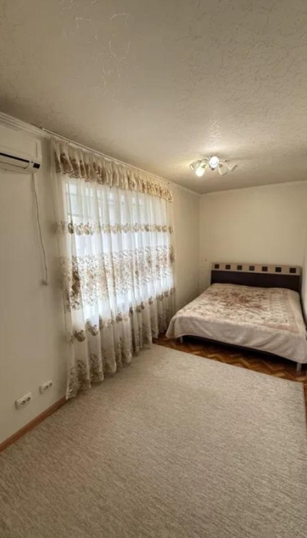 Квартира, 2-кімн., Харьков, Завод Шевченко, Власенко