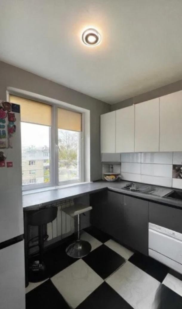 Квартира, 2-кімн., Харьков, ХТЗ, Косарева (Соколова)