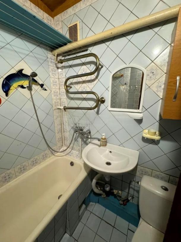 Квартира, 2-кімн., Харьков, Аэропорт, Мерефянское шоссе