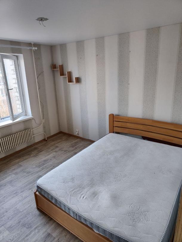 Купить гостинка, Харьков, Салтовка, Гвардейцев Широнинцев