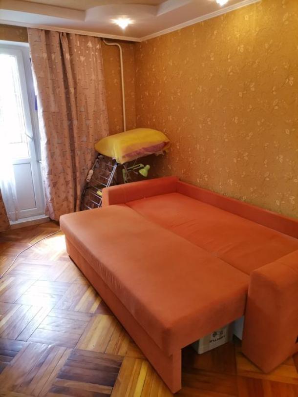 Квартира, 3-кімн., Харьков, Павлово Поле, 23 Августа