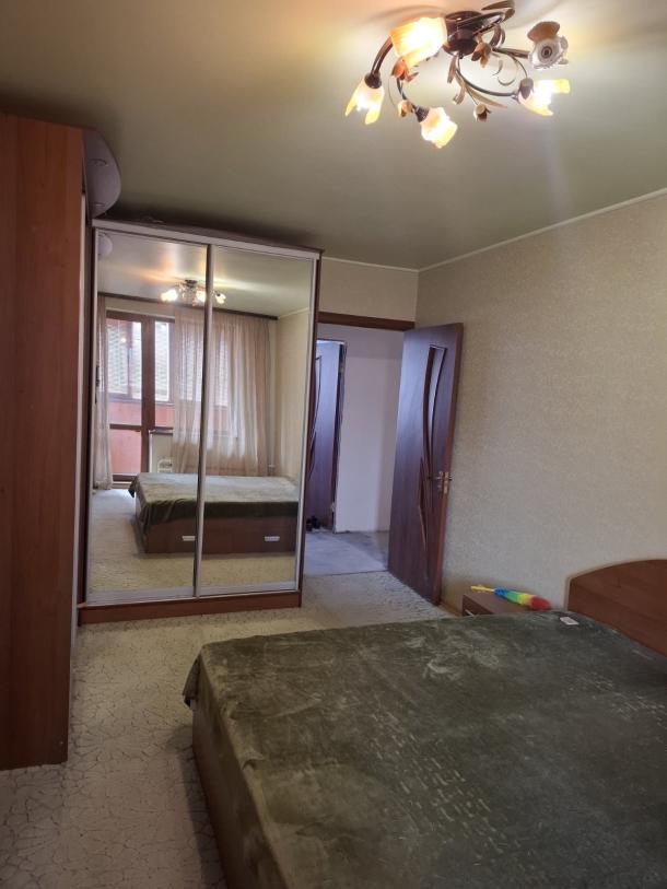 Квартира, 3-кімн., Харьков, 524м/р, Академика Павлова