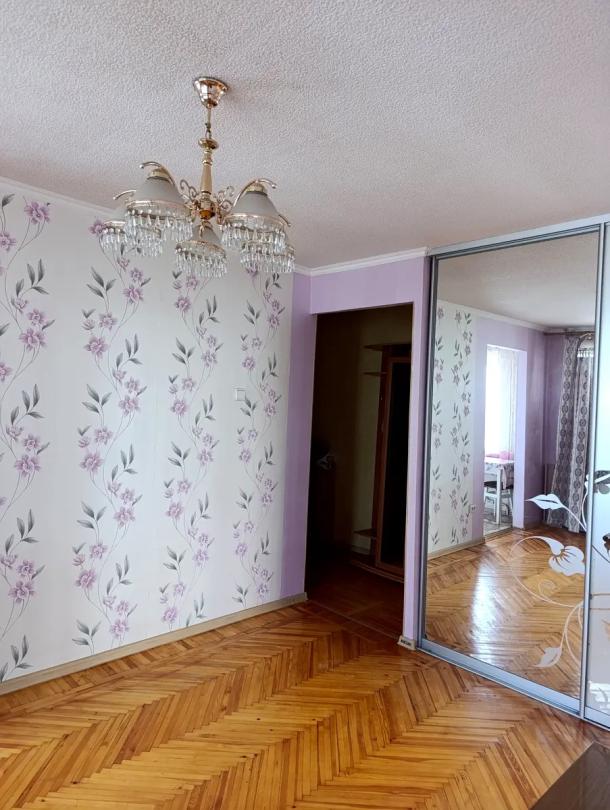 Квартира, 3-кімн., Харьков, 608м/р, Гвардейцев Широнинцев