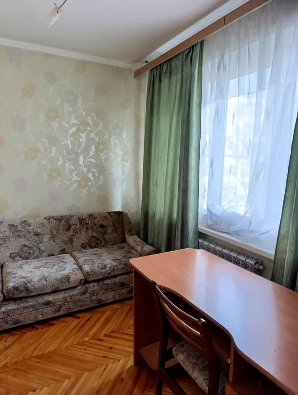 Квартира, 3-кімн., Харьков, 608м/р, Гвардейцев Широнинцев