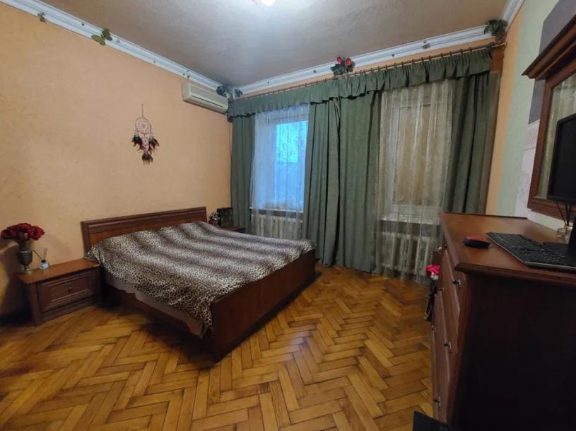 Квартира, 3-кімн., Харьков, Нагорный, Дарвина