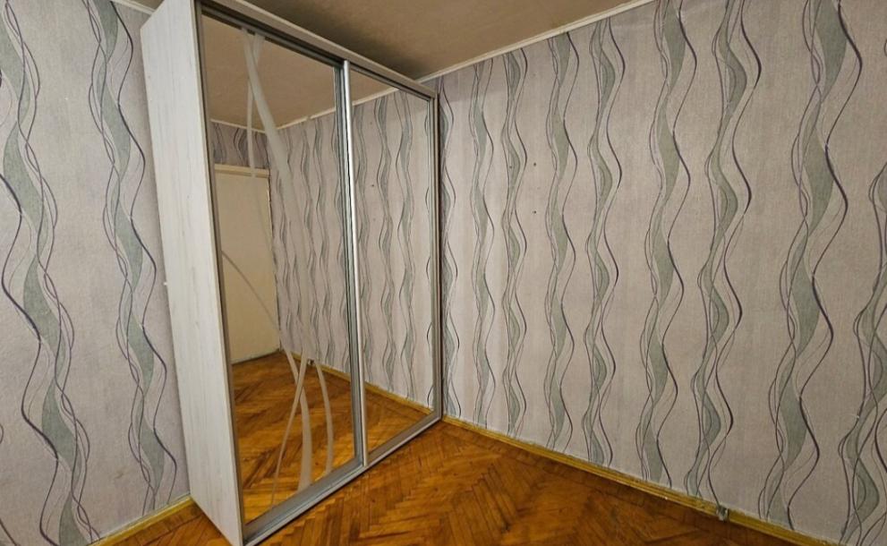 Квартира, 1-кімн., Харьков, 531м/р, Непокоренных (Героев Труда)