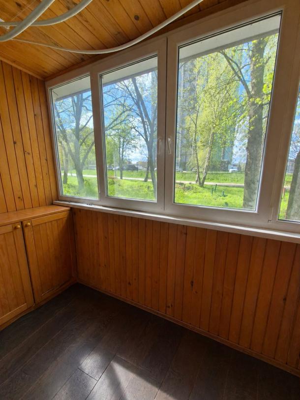 Квартира, 3-кімн., Харьков, 524м/р, Академика Павлова