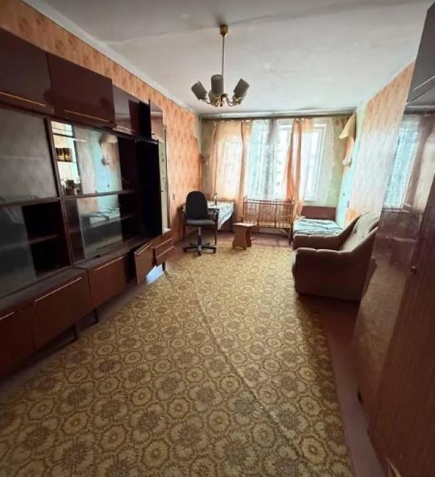 Квартира, 4-кімн., Харьков, Залютино, Золочевская