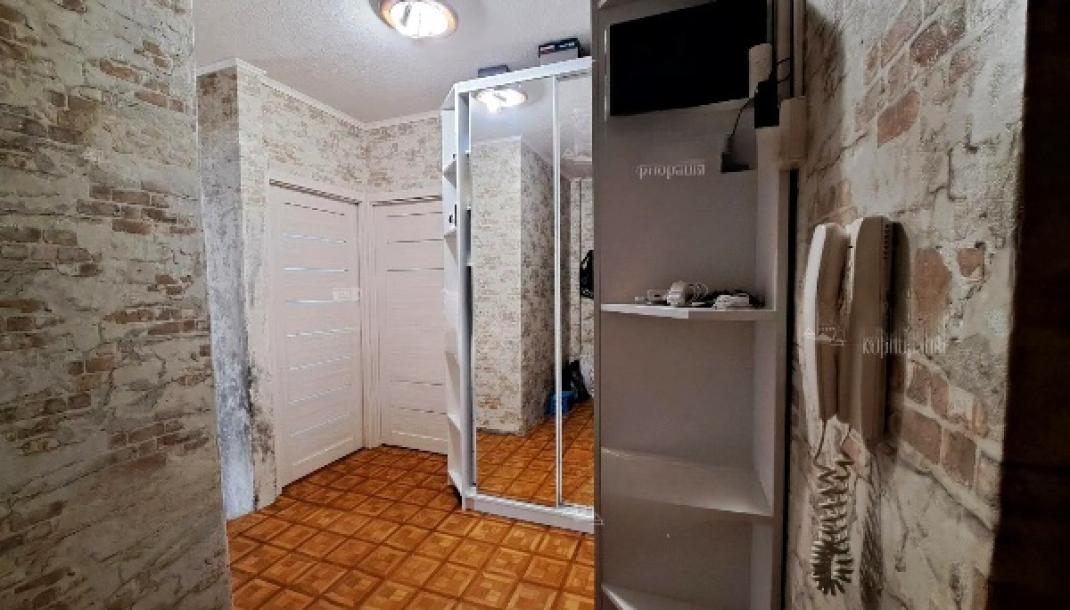 Квартира, 2-кімн., Харьков, 535Ам/р, Тракторостроителей просп.