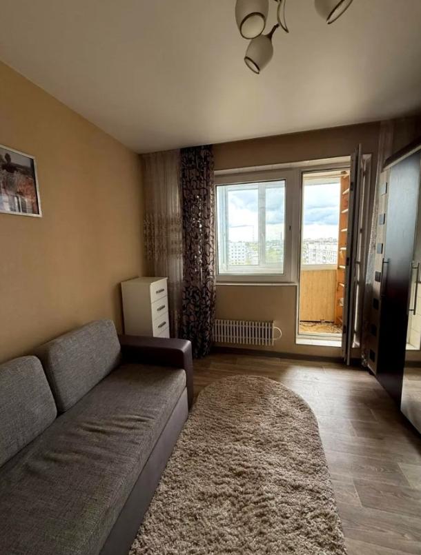 Квартира, 3-кімн., Харьков, 656м/р, Юбилейный пр. (50 лет ВЛКСМ пр.)