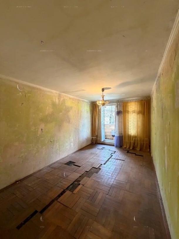 Квартира, 2-кімн., Харьков, 608м/р, Непокоренных (Героев Труда)