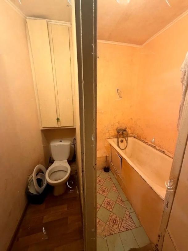 Квартира, 2-кімн., Харьков, 608м/р, Непокоренных (Героев Труда)