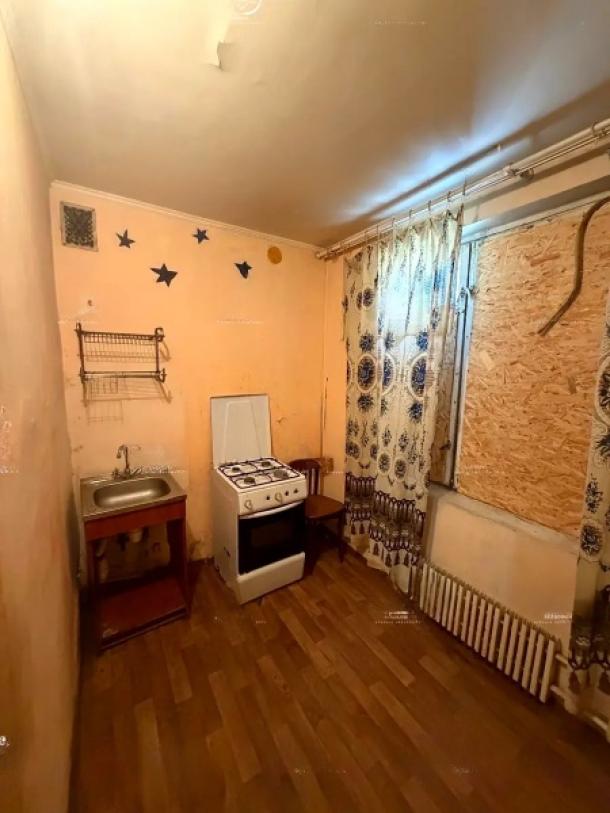 Квартира, 2-кімн., Харьков, 608м/р, Непокоренных (Героев Труда)