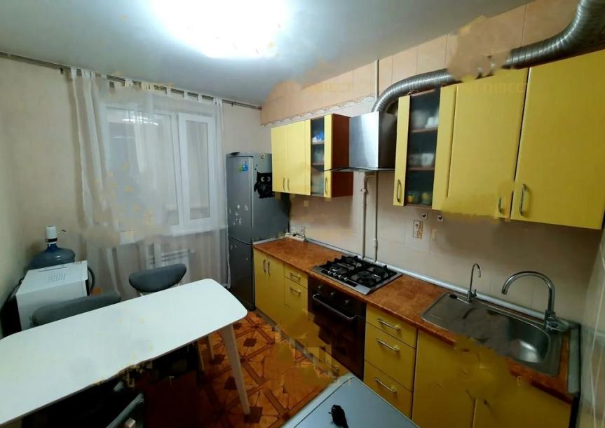 Квартира, 2-кімн., Харьков, 606м/р, Светлая