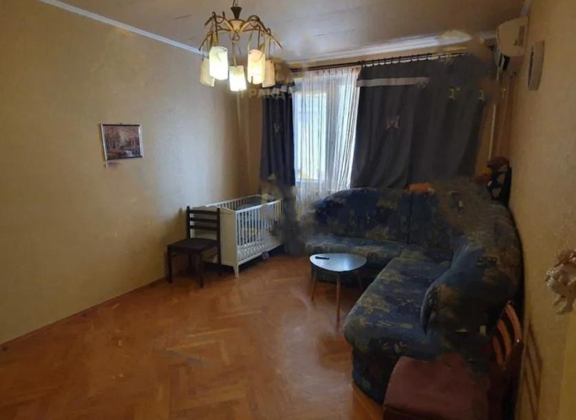 Квартира, 2-кімн., Харьков, 607м/р, Гвардейцев Широнинцев