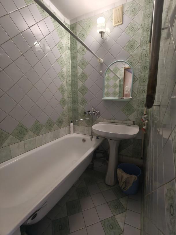 Квартира, 2-кімн., Харьков, 533м/р, Тракторостроителей просп.