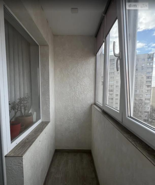 Квартира, 3-кімн., Харьков, Павловка, Клочковская