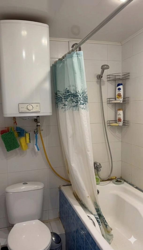 Квартира, 3-кімн., Харьков, 520м/р, Академика Павлова