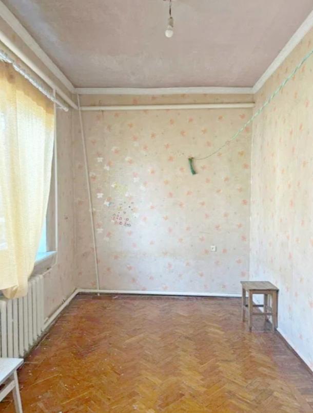 Квартира, 3-кімн., Чугуев, Чугуевский район, Авиатор мкр
