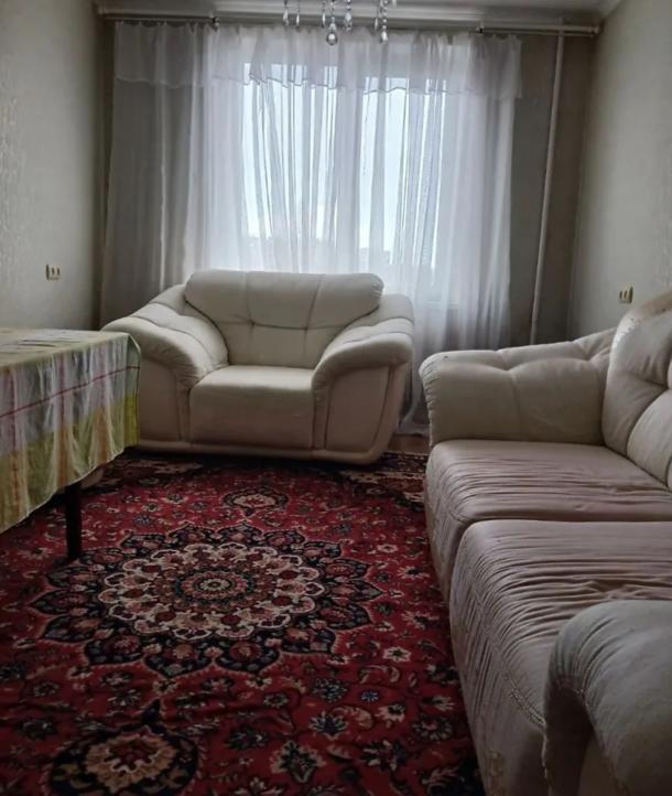 Квартира, 3-кімн., Харьков, Алексеевка, Победы пр.