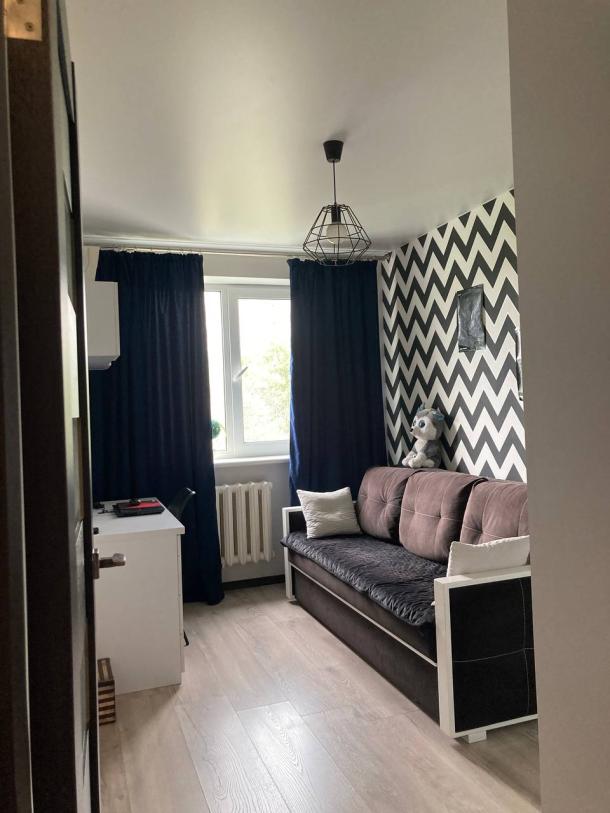 Квартира, 2-кімн., Харьков, 607м/р, Непокоренных (Героев Труда)
