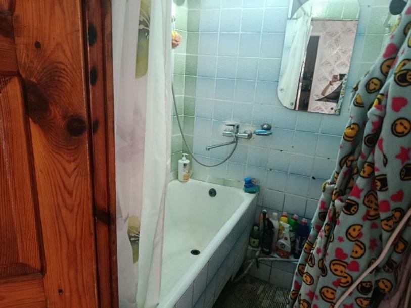 Квартира, 2-кімн., Харьков, 603м/р, Тракторостроителей просп.