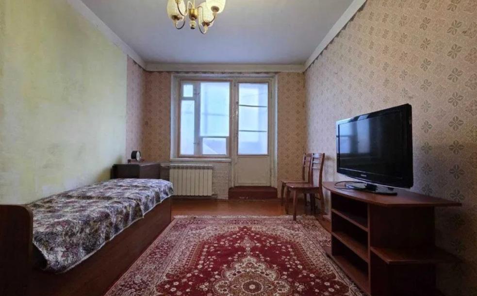 Квартира, 2-кімн., Харьков, 608м/р, Непокоренных (Героев Труда)