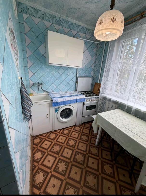 Квартира, 2-кімн., Харьков, Гагарина метро , Аэрокосмический просп. (Гагарина проспект)
