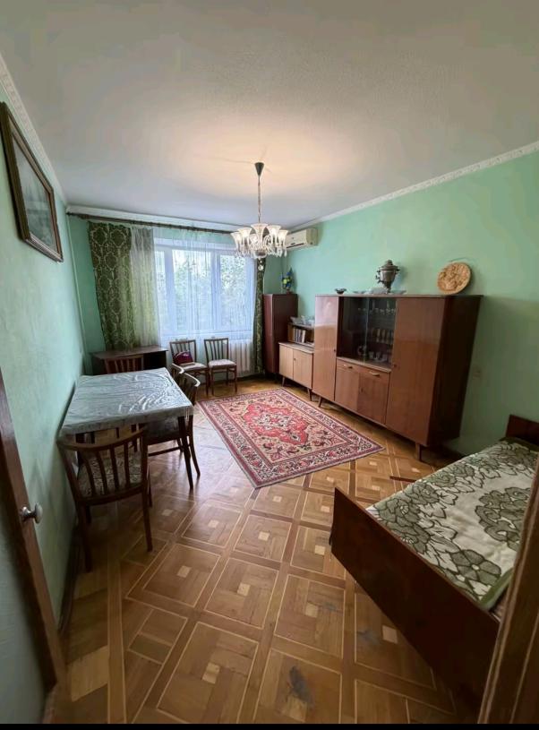 Квартира, 2-кімн., Харьков, Гагарина метро , Аэрокосмический просп. (Гагарина проспект)