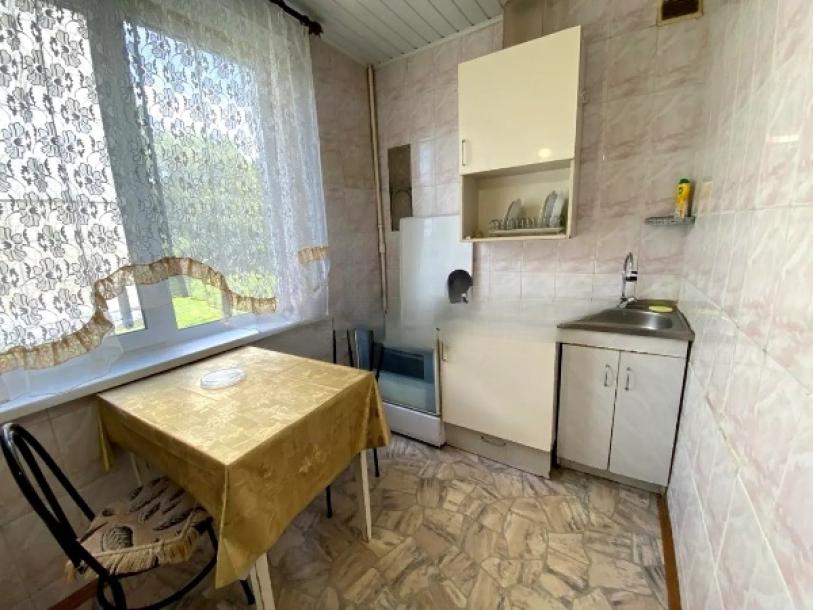 Квартира, 3-кімн., Харьков, 524м/р, Гвардейцев Широнинцев