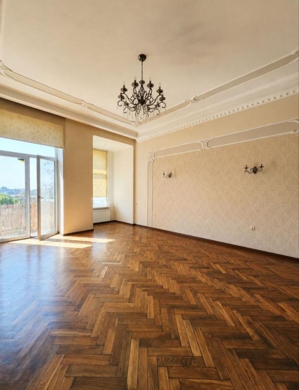 Квартира, 3-кімн., Харьков, Центр, Черноглазовская