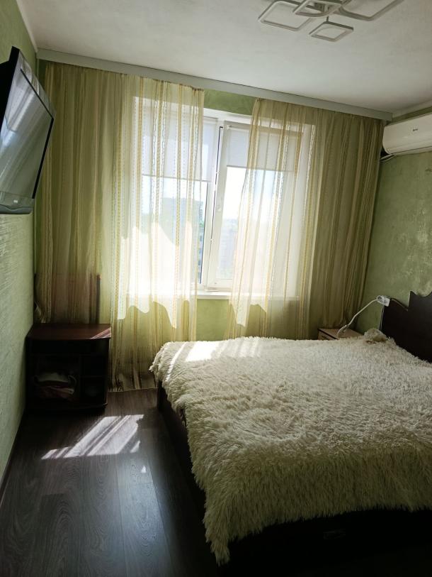 Квартира, 2-кімн., Харьков, Новые Дома, Каденюка (Танкопия)