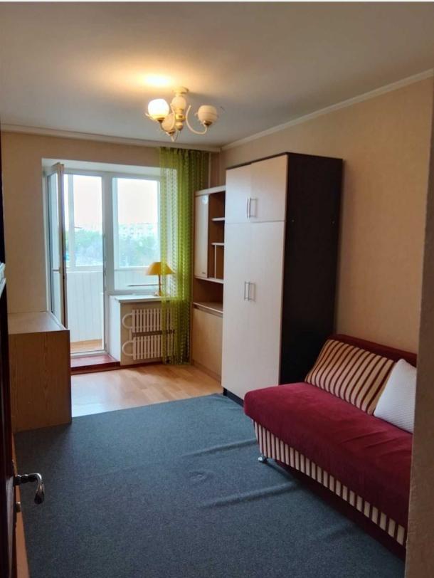 Квартира, 3-кімн., Харьков, 531м/р, Гвардейцев Широнинцев
