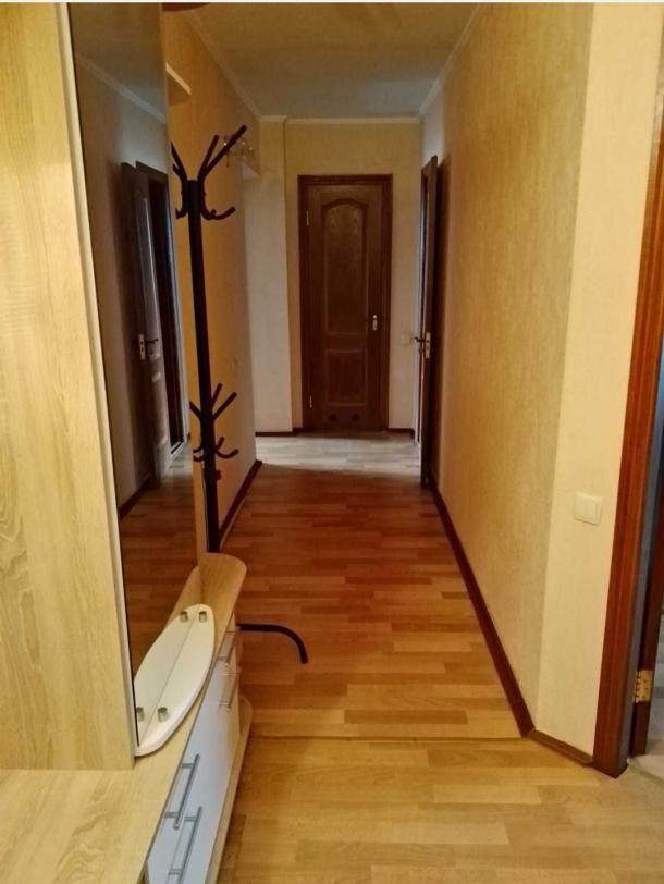 Квартира, 3-кімн., Харьков, 531м/р, Гвардейцев Широнинцев
