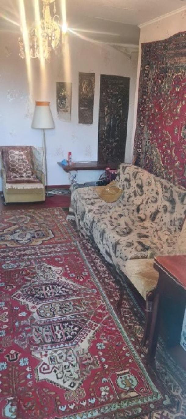 Квартира, 2-кімн., Харьков, 533м/р, Тракторостроителей просп.