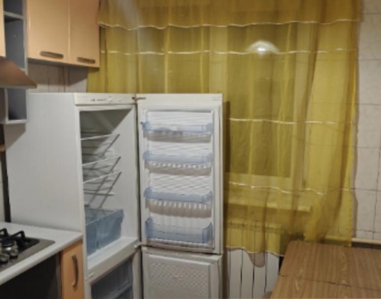 Квартира, 2-кімн., Харьков, 531м/р, Непокоренных (Героев Труда)
