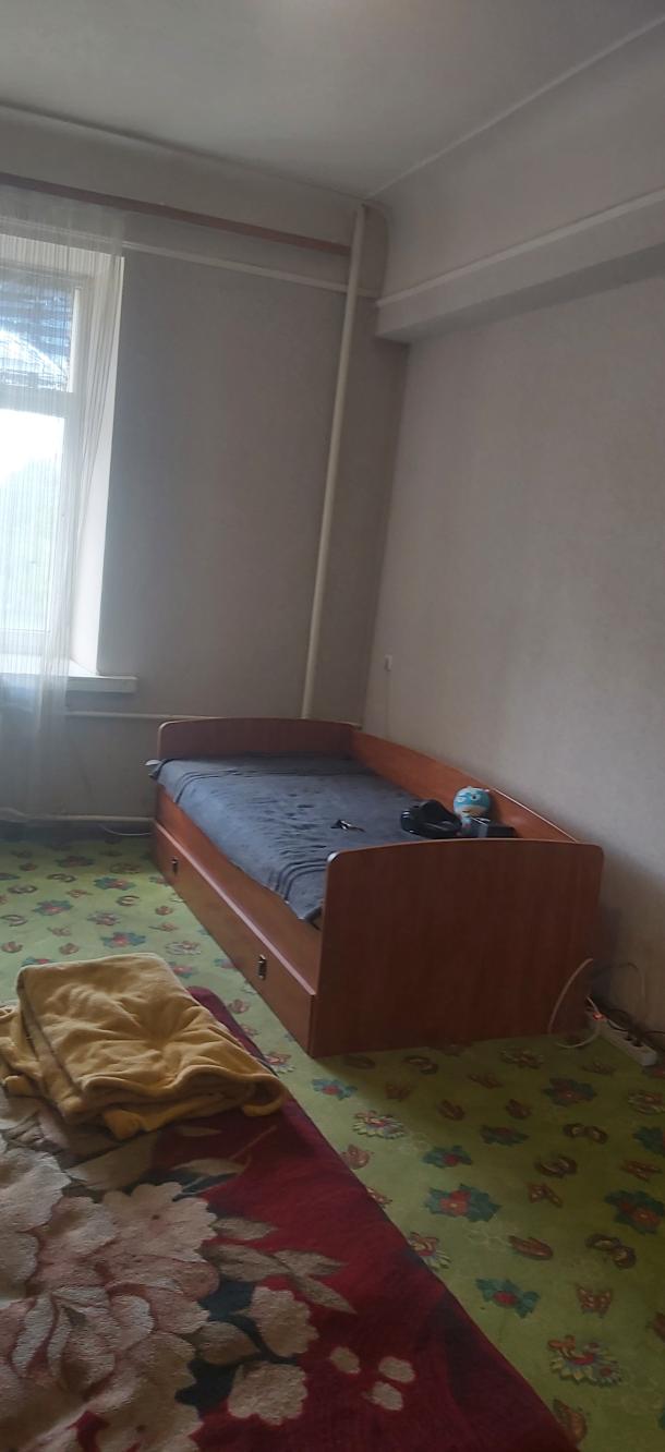 Квартира, 3-кімн., Харьков, Защитников Украины метро, Героев Харькова пр-т